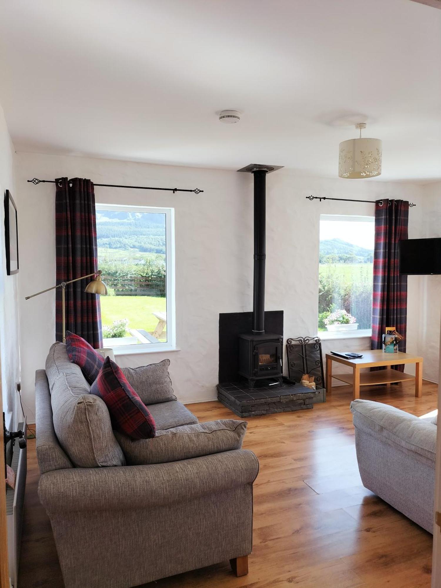 Ballymultimber Cottages - Mountain Views Near Beach Limavady Kültér fotó